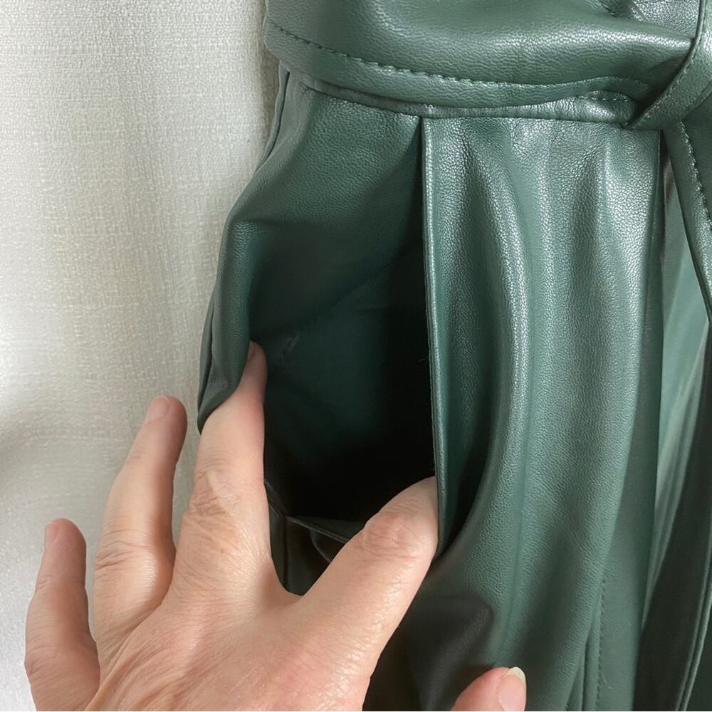 Anthropologie Green Faux Leather Samira Cropped Jumpsuit Sz.2 - Picture 8 of 16